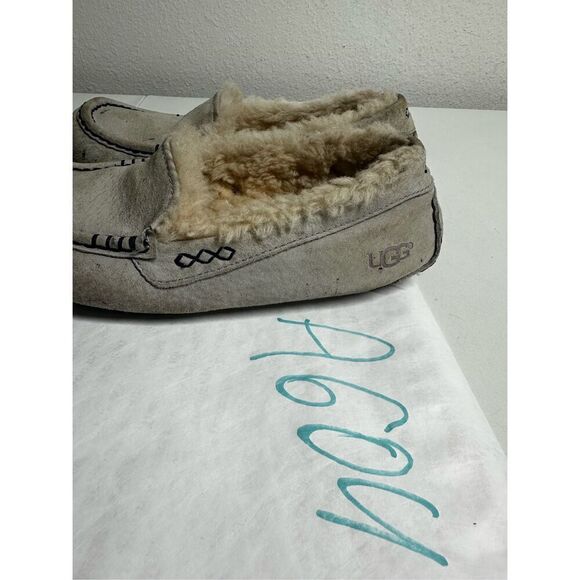 Ugg Ansley Light Grey Slippers Women’s Size 7 US /24 Japan See Description - Picture 11 of 11